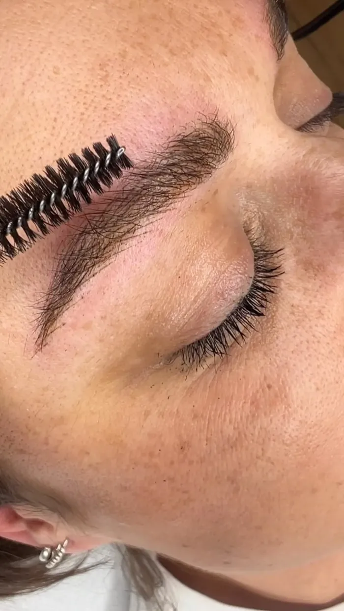 Recent werk van PMU Clinic op Instagram